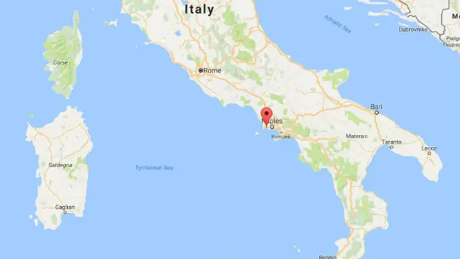 Kawah Solfatara di dekat Naples, Italia. (Sumber Google Maps)