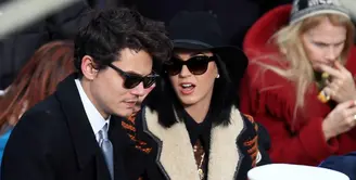 John Mayer hadir dengan lagu barunya yang berjudul ‘Still Feel Like Your Man’. Karya barunya tersebut dikabarkan punya kisah sendiri, yakni berkaitan dengan sang mantan pacar, Katy Perry. (AFP/Bintang.com)