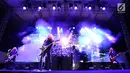 Band rock asal Amerika Serikat Megadeth saat tampil dalam Jogjarockarta 2018 di Stadion Kridosono, Yogyakarta (27/10). Megadeth menggebrak dengan lagu pembuka "Hangar 18". (Fimela.Com/Bambang E.Ros)
