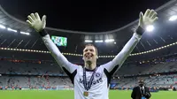 3. Petr Cech - Kiper asal ini tampil sangat impresif saat Chelsea melawan Bayern Munchen di laga final Liga Champions 2012. Petr Cech berhasil menggagalkan tiga tendangan penalti pemain Bayern Munchen di laga final tersebut. (AFP/Patrik Stollarz)