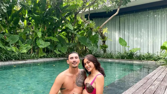 Potret Babymoon 6 Artis Tanah Air Bareng Suami, Baby Bumpnya Kian Terlihat