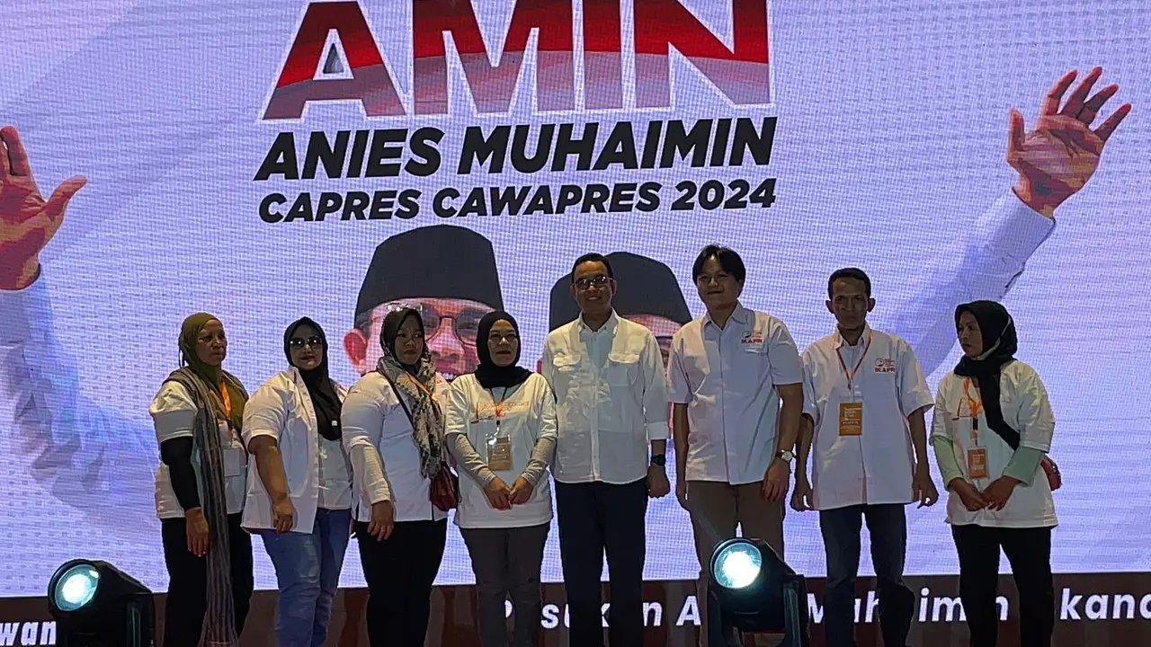 Bakal calon presiden Koalisi Perubahan Anies Baswedan menghadiri deklarasi dukungan dari Ikatan Pedagang Pasar Indonesia (IKAPPI) di El Hotel Royale, Kelapa Gading, Jakarta Timur, Selasa (7/11/2023). (Liputan6.com/Winda Nelfira)