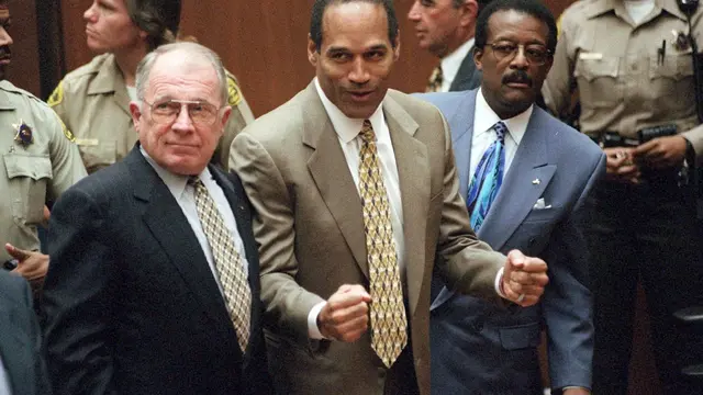 O.J. Simpson (OJ Simpson), bintang sepak bola dan aktor Hollywood yang dibebaskan dari tuduhan membunuh mantan istri dan temannya. Ia meninggal dunia pada Rabu (10/4/2024). (File AP)