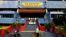 Stadion H Agus Salim Padang menjadi tempat berlangsungnya laga Surya Citra Media (SCM) Cup 2015 grup A. Foto diambil pada Jumat (16/1/2015). (Liputan6.com/Johan Tallo) 