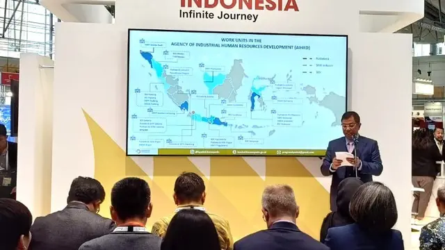 Kepala Badan Pengembangan Sumber Daya Manusia Industri Kementerian Perindustrian, Masrokhan