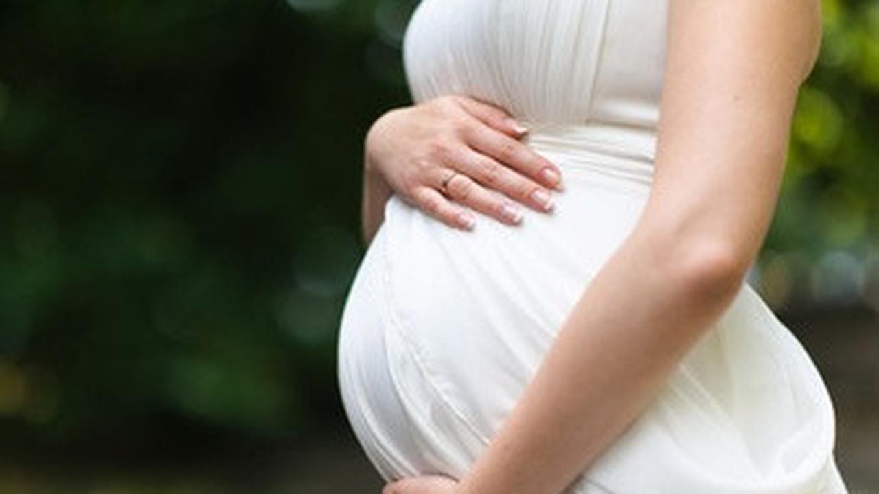 Fakta dan Mitos Perut Ibu Hamil