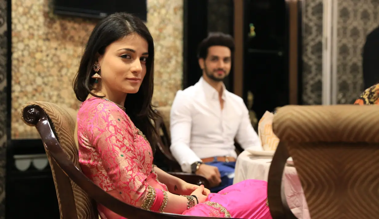 Acara makan malam private itu berlangsung di Restoran Queens Tandoor, Plaza Permata, JL. MH Thamrin, Menteng, Jakarta Pusat, pada Minggu (5/3) malam. Suasana makan malam itu terasa begitu hangat. (Adrian Putra/Bintang.com)