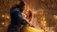 Emma Watson menjadi Belle dalam live action Beauty and the Beast yang akan tayang 2017 mendatang (foto: Independent.co.uk)