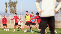 Setelah bergabung dengan Timnas Indonesia, Jordi Amat langsung bekerja untuk mengikuti program latihan yang dibuat Shin Tae-yong dalam program pemusatan latihan di Turki, Kamis (28/12/2023). (Dok. PSSI)