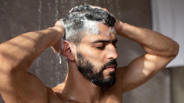 Kriteria Shampo Anti Ketombe Terbaik Buat Olahragawan, Biar Rambut Tak Mudah Gatal-Gatal Saat Latihan