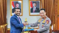 Direktur FBI Temui Kapolri, Sepakat Perangi Terorisme hingga TPPO