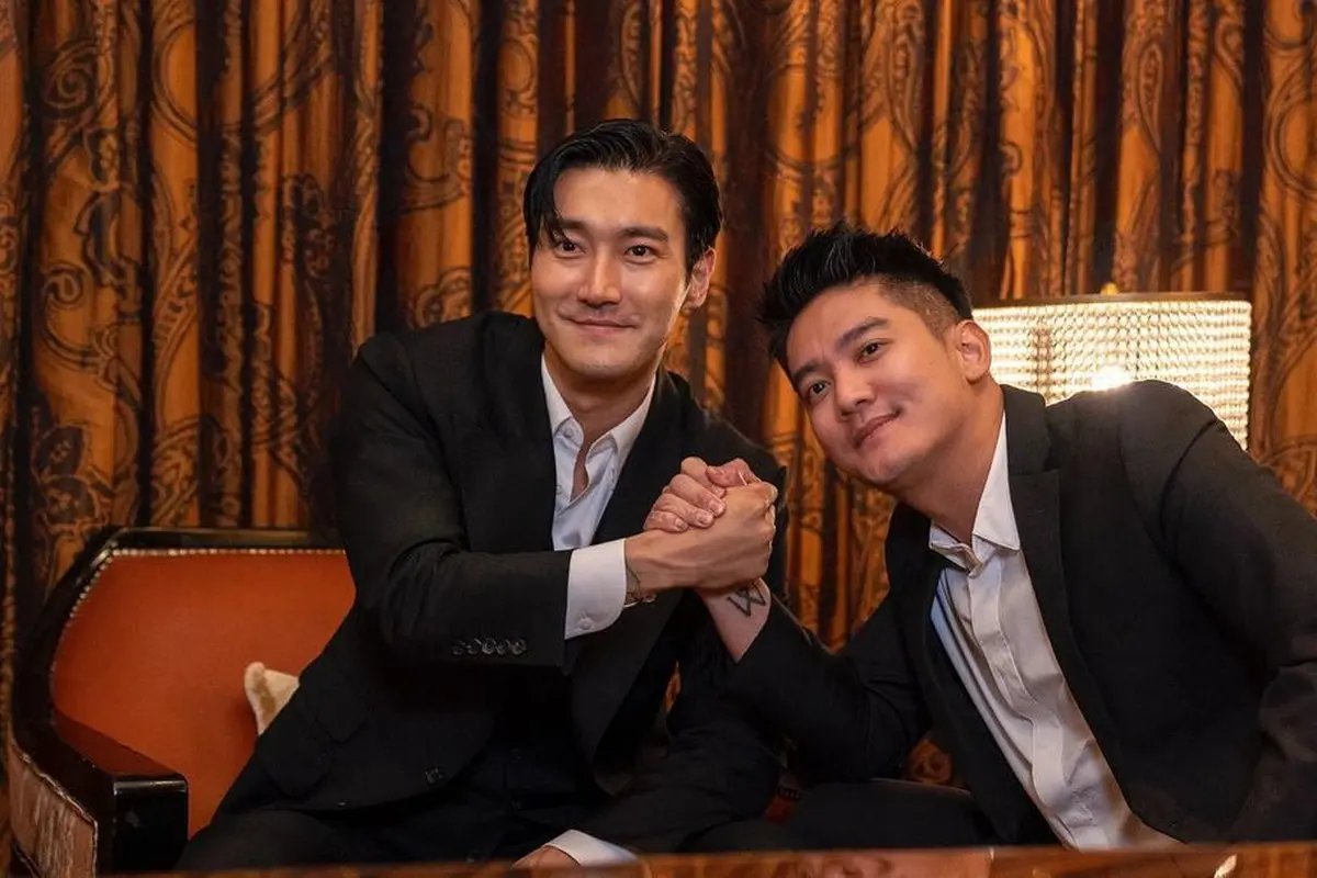 Sering Disebut Kembar, Ini 7 Momen Kebersamaan Boy William dan Siwon Super Junior