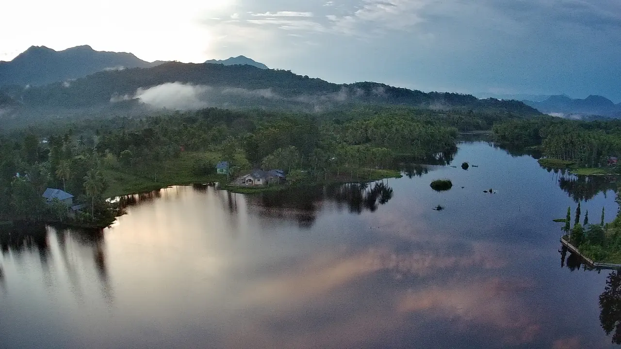 Danau Perintis Bone Bolango