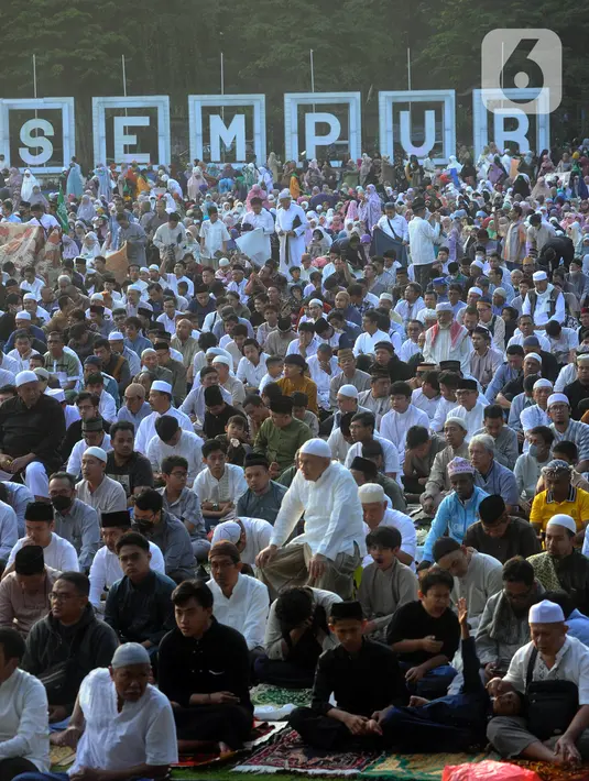Ketua Panitia Pelaksanaan sholat Idul Adha, Maulana Abdurrahman Wahid berterima kasih kepada Wali Kota Bogor Bima Arya dan jajaran Forkopimda Kota Bogor yang telah memfasilitasi dan mengizinkan jemaah Muhammadiyah menggelar sholat Idul Adha. (merdeka.com/Arie Basuki)