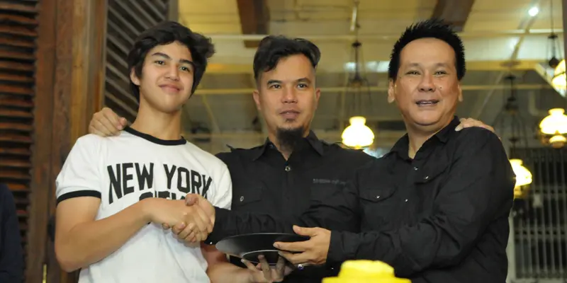 El Main Film, Ahmad Dhani Gelar Syukuran