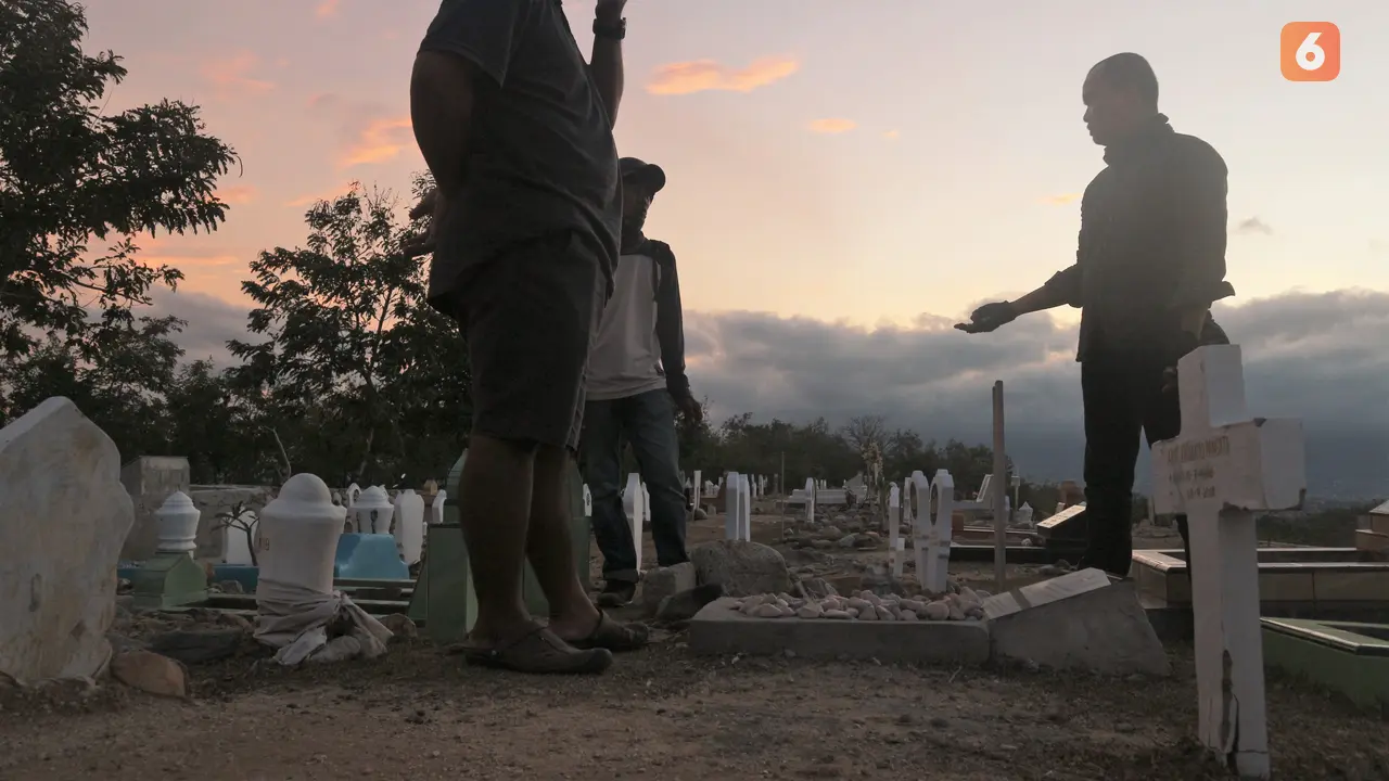 makam-makam di TPU korban gempa Palu