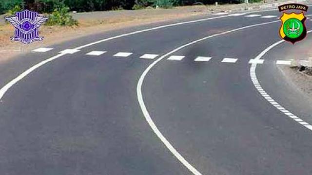 5. Garis Putih Tanpa Putus