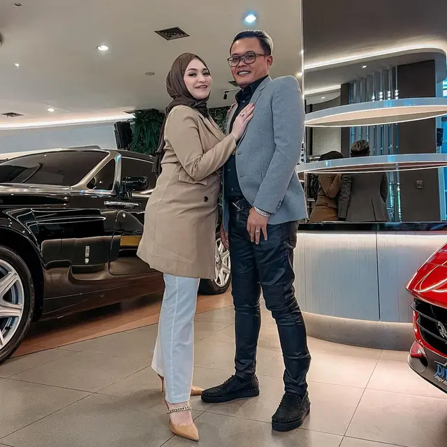 6 Potret Terbaru Nathalie Holscher Setelah 1 Bulan Melahirkan, Banjir Pujian