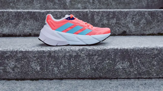 Adidas Adistar Terbaru Membantumu Berlari Lama dengan Kombinasi Sempurna Bantalan, Perlindungan, Dukungan