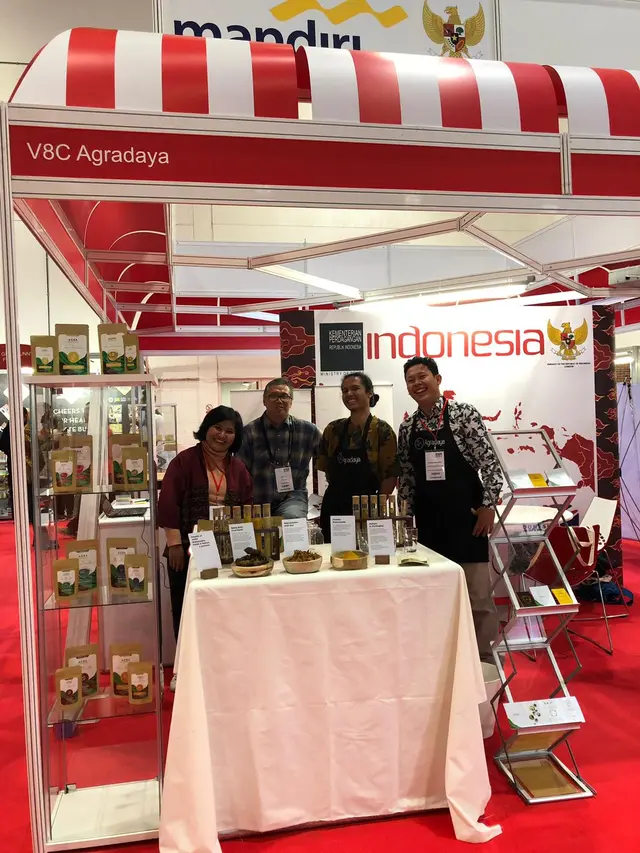 [Fimela] Natural Organic Products Europe (NOPE)