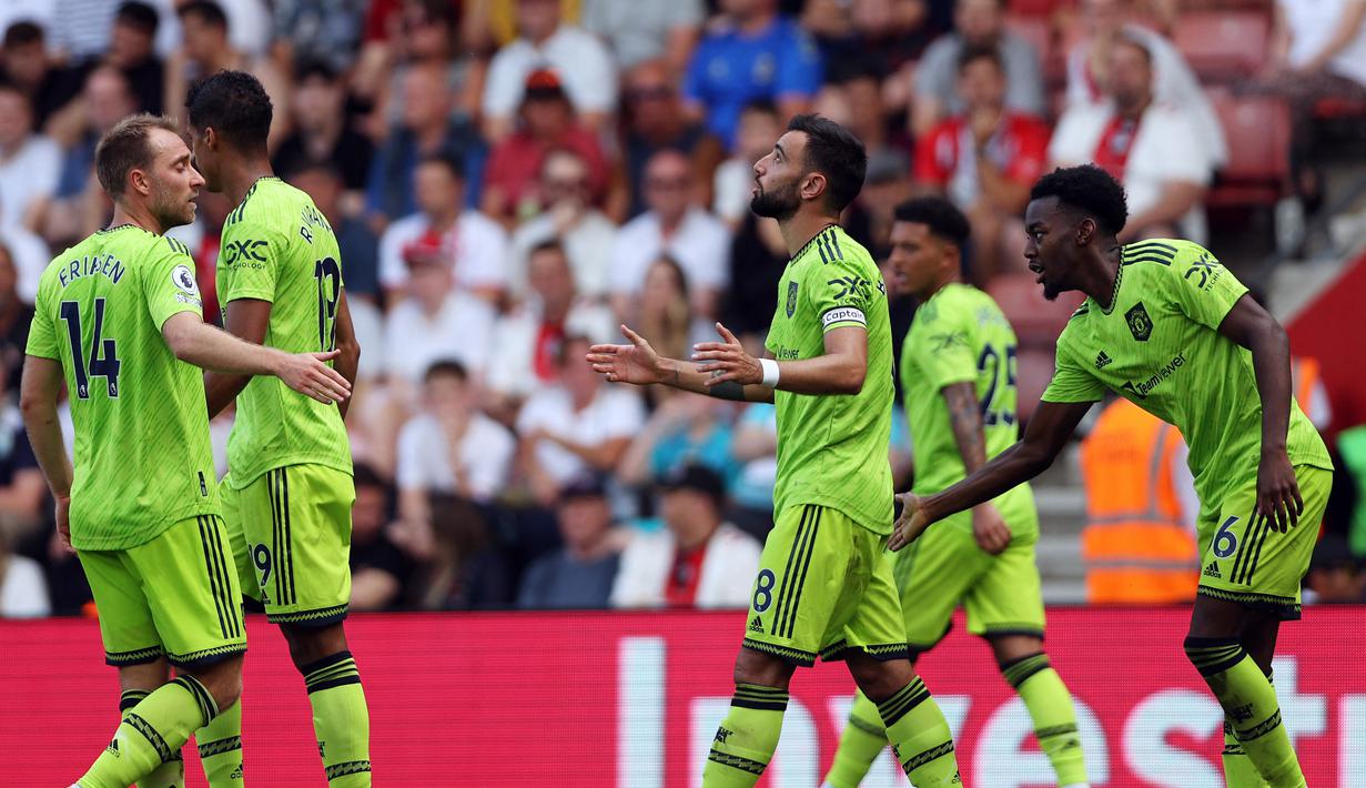 Manchester United kembali berhasil meraih tiga poin saat bertandang ke markas Southampton dalam pertandingan pekan ke-4 Premier League 2022/2023 yang berlangsung di St Mary's Stadium, Sabtu (27/8/2022). (AFP/Adrian Dennis)