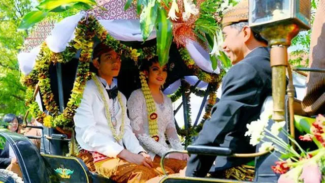 6 Beda Penampilan Selvi Ananda, Kahiyang Ayu dan Erina Gudono Naik Kereta Kencana Saat Menikah
