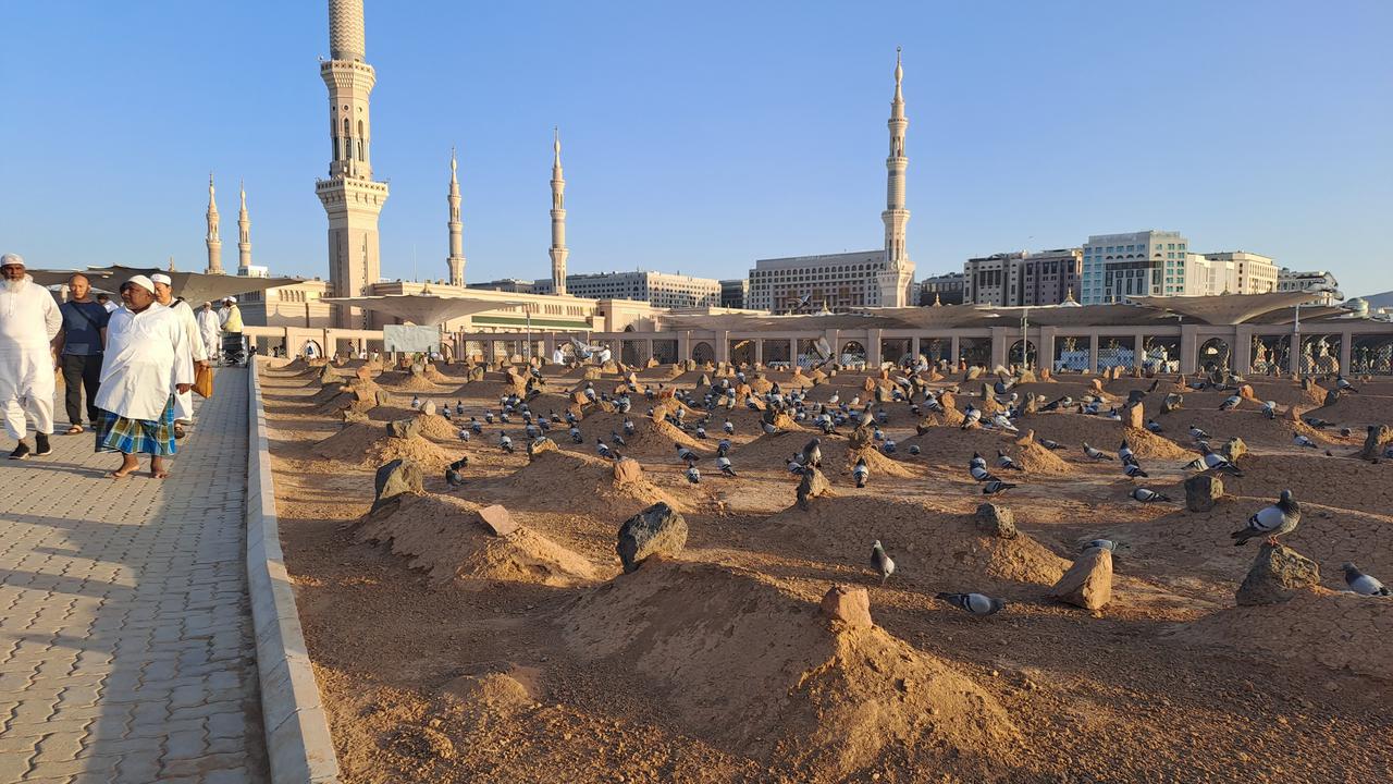 Suasana di Pemakaman Baqi sebelah Masjid Nabawi, Madinah. Jemaah haji Indonesia yang wafat di Madinah akan dimakamkan di Pemakaman Baqi. (Liputan6.com/Nafiysul Qodar)