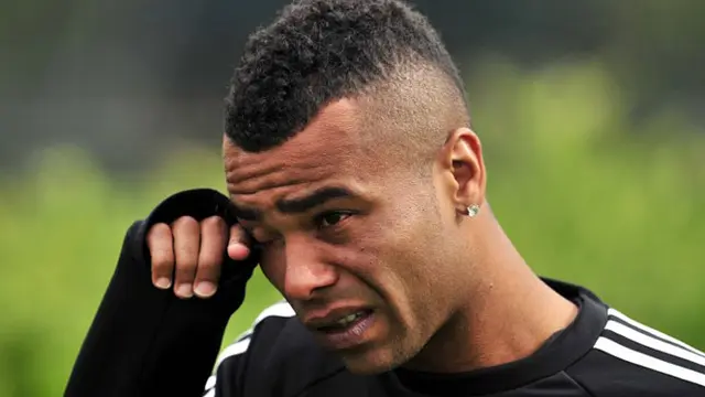 ashley-cole-131222c.jpg