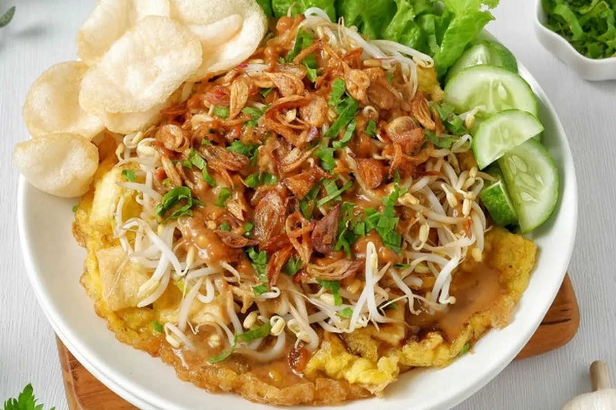 tahu telur bumbu kacang