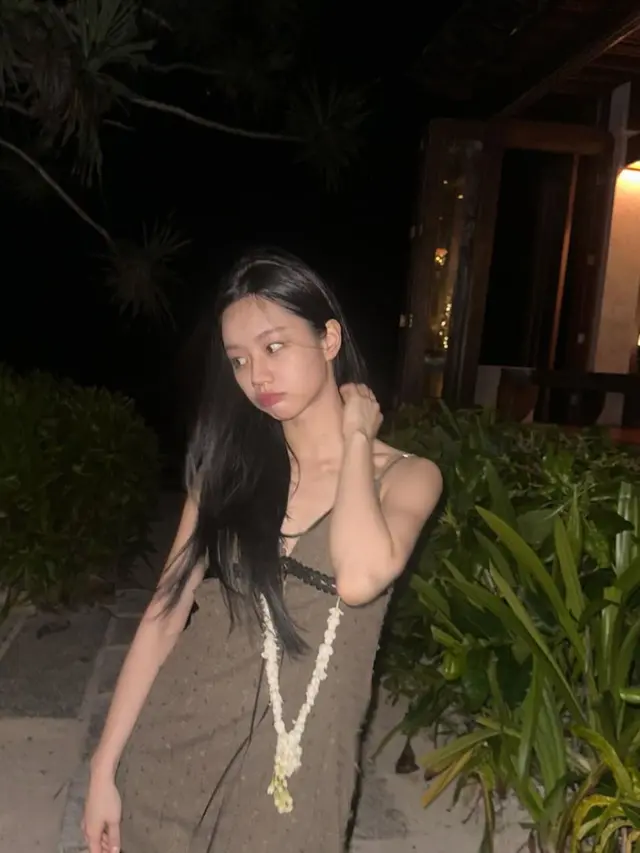 Rahasia penurunan berat badan Lee Hyeri saat liburan di Filipina. (credit: instagram.com/hyeri_0609)