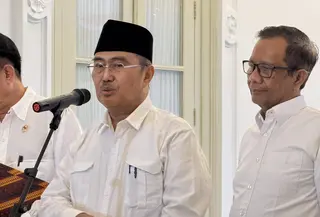 Ketua Komisi Reformasi Polri Jimly Asshiddiqie usai bertemu Presiden Prabowo Subianto di Istana Merdeka Jakarta, Selasa (5/5/2026). (Foto: Liputan6.com/Lizsa Egeham).