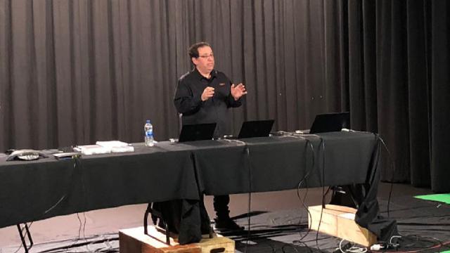 Hacker paling dicari di dunia Kevin Mitnick. Dok: mitnicksecurity.com
