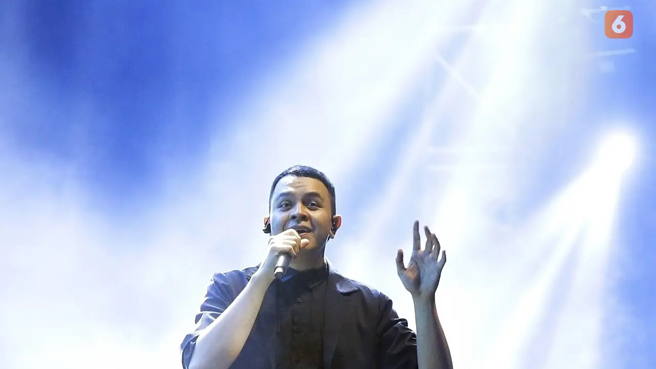 [Fimela] Konser Tulus