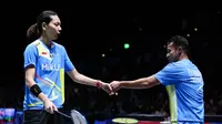 Aksi ganda campuran Indonesia, Rehan Naufal Kusharjanto/Gloria Emanuelle Widjaja, pada babak 16 besar All England 2025, di Utilita Arena, Birmingham, Inggris, Kamis (13/3/2025). (PBSI)