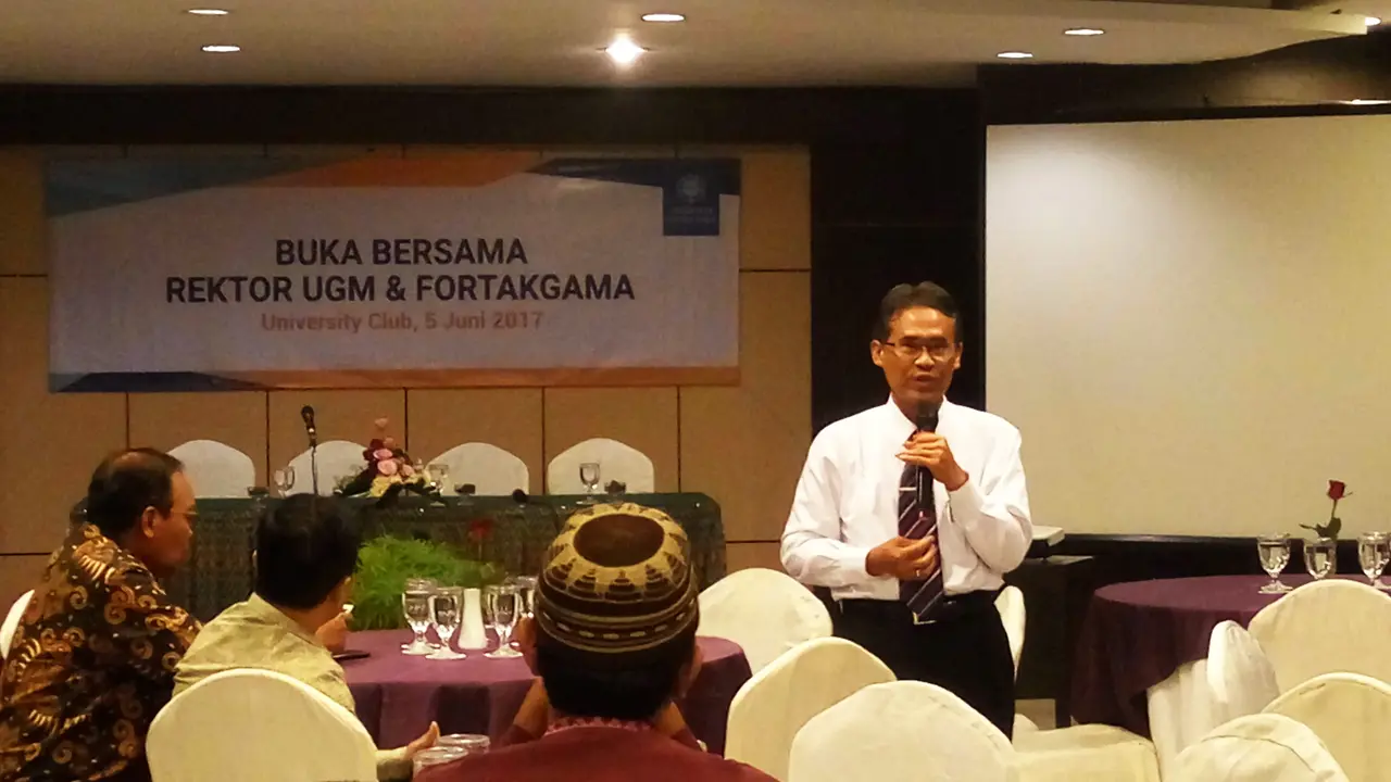 Rektor UGM