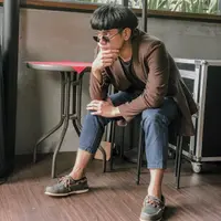 Menurut Dwi Andhika, sekarang ini Tuhan tengah memberikan waktu untuknya mengenali diri sendiri lebih dulu. Mengingat selama ini ia selalu mementingkan orang lain dan kini ingin lebih mencintai dirinya sendiri. (Instagram/dwiandhika3486)
