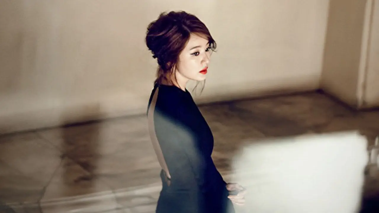Yoon Eun Hye Diserang Penggemar di Dunia Maya
