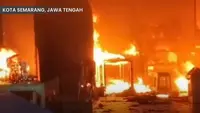 Fakta-fakta Pasar Modern BSB Semarang Terbakar