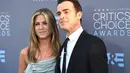 Tersiar kabar jika Brad Pitt pernah mengirimkan sebuah hadiah istimewa juga untuk Aniston di tahun 2015, meski mantan istrinya tersebut telah menikah dengan Justin Theroux. (AFP/Bintang.com) 
