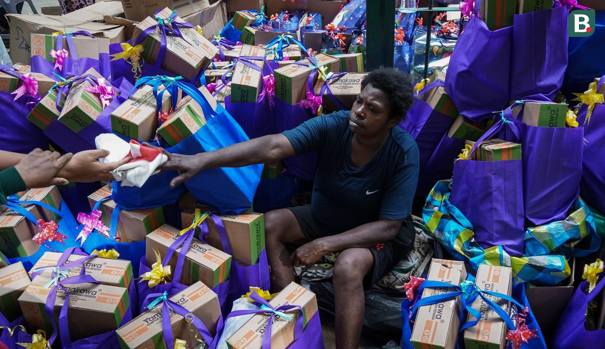 Berbagai bantuan juga telah dipersiapkan untuk para undangan yang menghadiri acara tersebut. (Bola.com/Bagaskara Lazuardi)