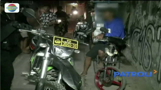 Aksi balapan liar sekelompok remaja di Cengkareng, dibubarkan Tim Pemburu Preman Polres Metro Jakarta Barat.