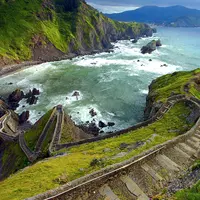 Gaztelugatxe, Spanyol. (Pinterest)