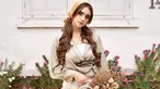 Nabilah Vadaq merupakan peserta Indonesian Idol asal Malang. Saat audisi ia menyanyikan lagu dari The XX yang berjudul Shelter. Penampilannya pun mampu membuat para judi dan penonton di rumah terpukau. 
(Liputan6.com/IG/nabilahvdq)