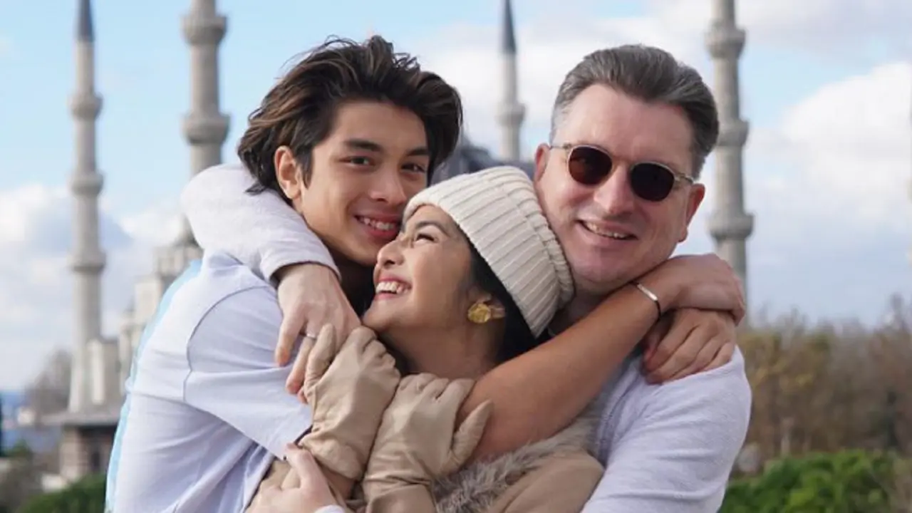 Maudy Koesnaedi liburan ke Turki bareng Keluarga (Sumber: Instagram @maudykoesnaedi)