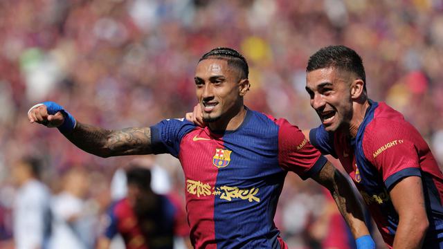 Raphinha dan Ferran Torres - Barcelona Vs Real Madrid di La Liga 2024/2025