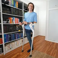 Josh Sunquist, atlet paralimpik berkaki satu sengaja menyimpan sepatu untuk kaki kanannya. Hingga akhirnya dia menemukan 'sole-mate' yang tepat.  |instagram.com/joshsundquist