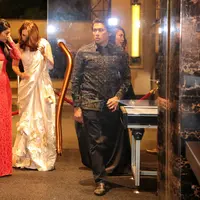 Beberapa selebriti terlihat hadir dalam acara resepsi pernikahan Raisa dan Hamisd Daud yang diselenggarakan di Ayana MidPlaza Hotel, Jakarta Pusat, Minggu (3/9). Salah satunya adalah Luna Maya dan kekasihnya, Rheino Barrack. (Adrian Putra/Bintang.com)