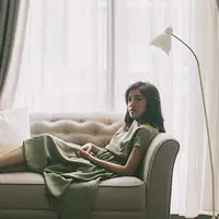 Ify Alyssa, penyanyi cantik jebolan Idola Cilik 1 pada 2008. Ify kini sudah beranjak dewasa. Di usianya ke-23 tahun, Ify mulai merintis solo kariernya. Ia sudah mengeluarkan beberapa single, salah satunya berjudul Dua Insan.(Liputan6.com/IG/@ifyalyssa)