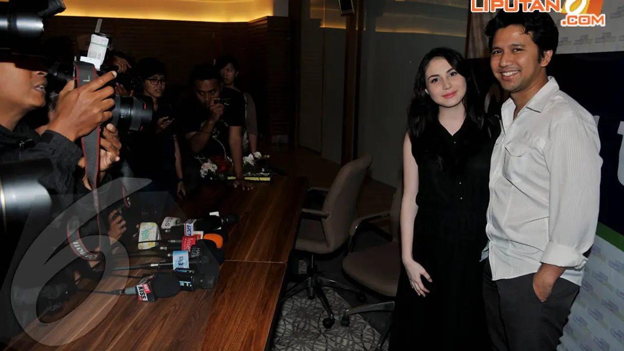 [FOTO] Delapan Bulan Menikah, Arumi Bachsin Lahiran?