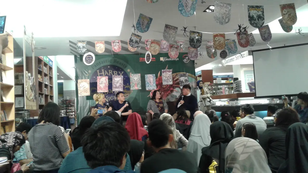 Perayaan ‘Harry Potter Book Night’ di Indonesia bertempat di Kinokuya Bookstore Plaza Senaya